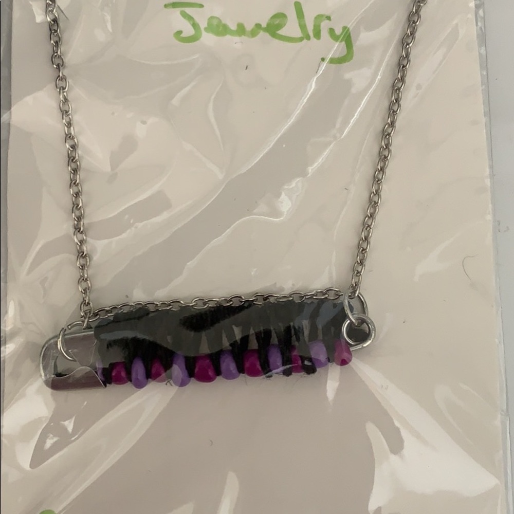 Jewelry - Picture 6 of 16